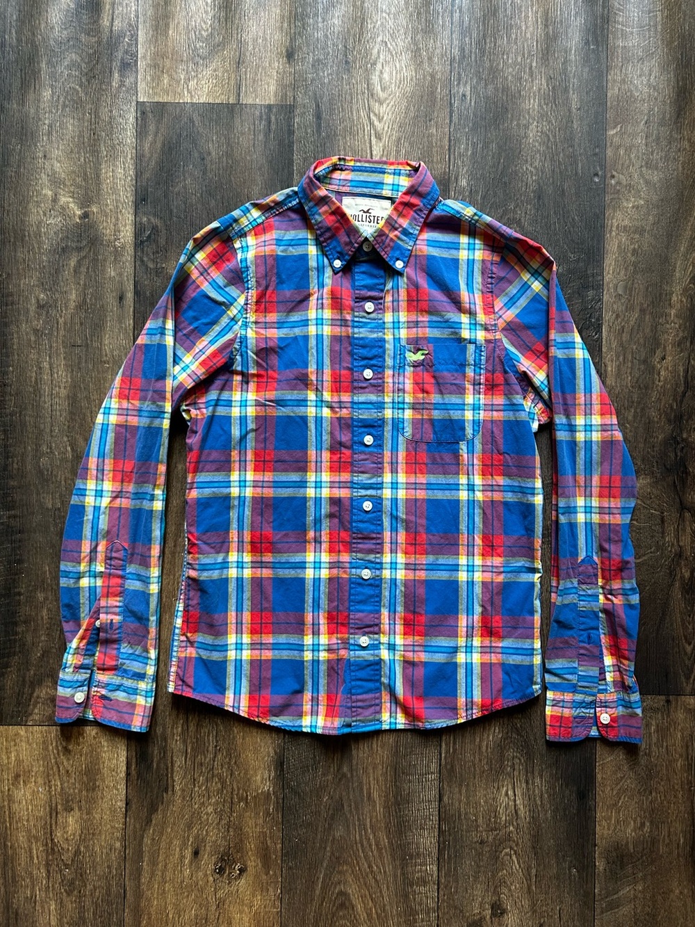 Hollister Plaid Button Up Shirt